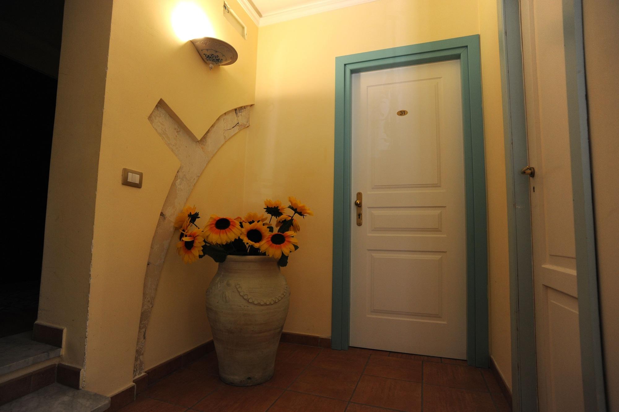Hotel Mediterraneo Syracuse Екстер'єр фото