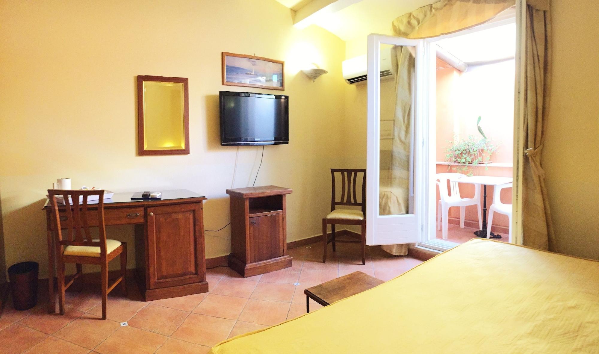 Hotel Mediterraneo Syracuse Екстер'єр фото