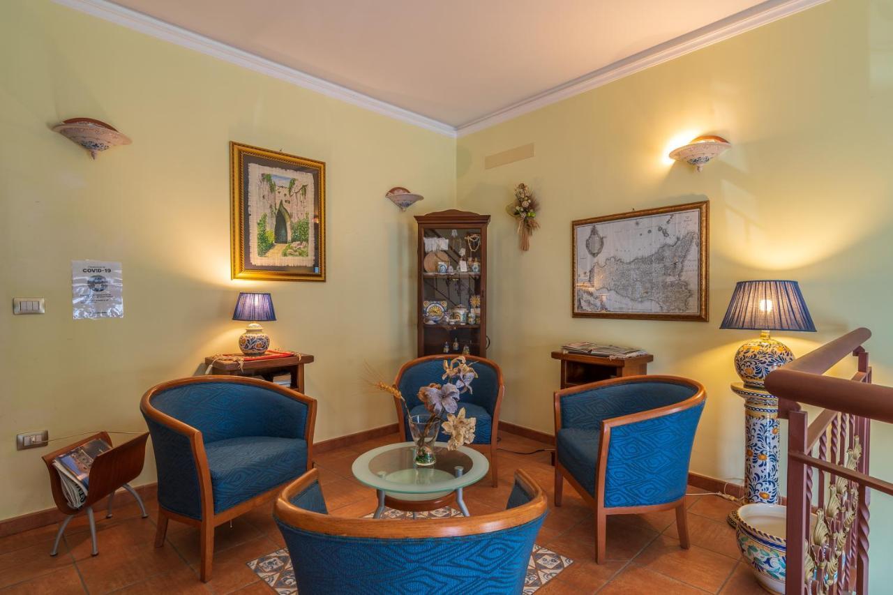 Hotel Mediterraneo Syracuse Екстер'єр фото