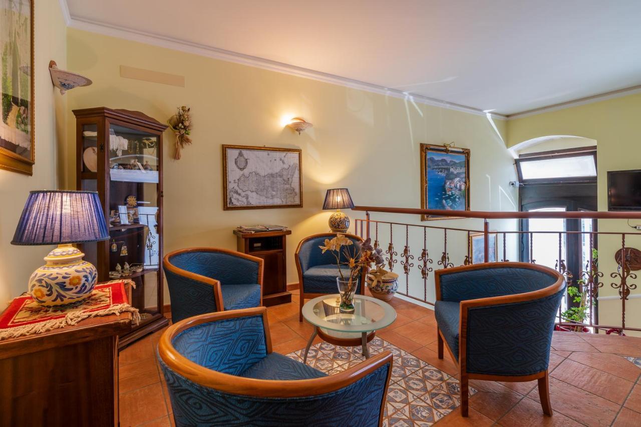 Hotel Mediterraneo Syracuse Екстер'єр фото
