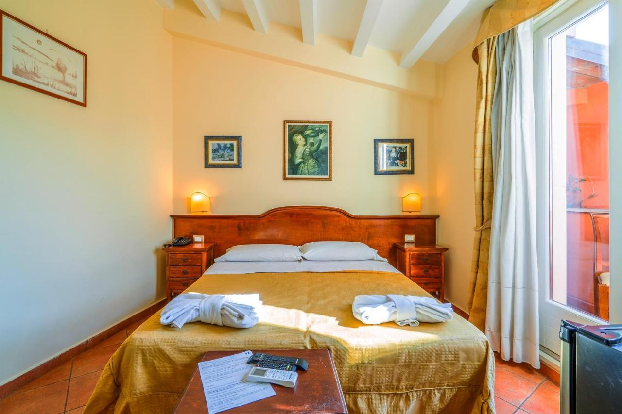 Hotel Mediterraneo Syracuse Екстер'єр фото