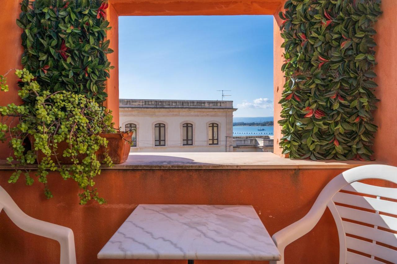 Hotel Mediterraneo Syracuse Екстер'єр фото