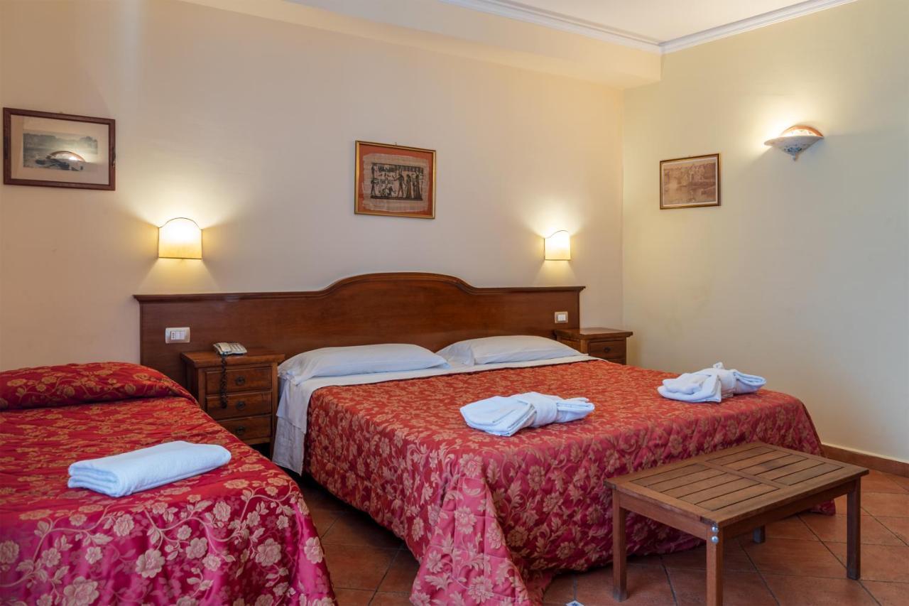 Hotel Mediterraneo Syracuse Екстер'єр фото